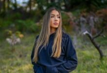Stephanie Collier Biography