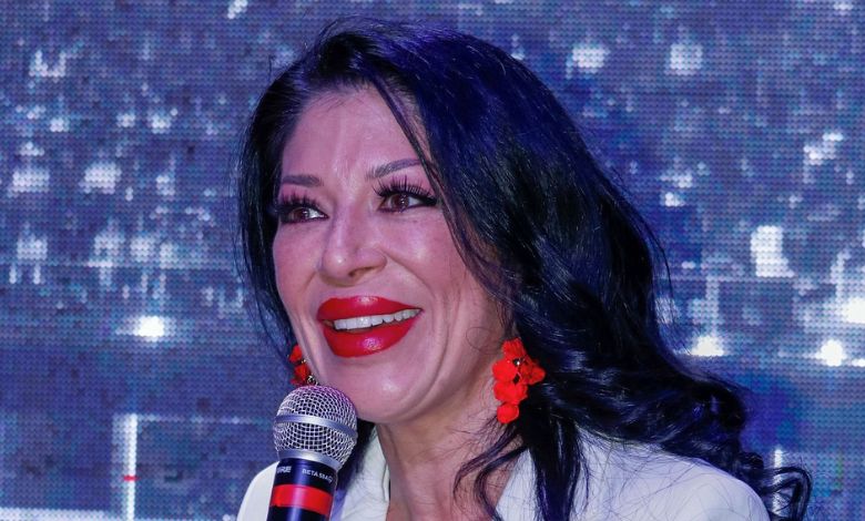 Vicky Terrazas Biography